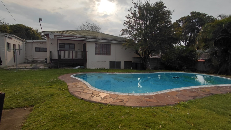 To Let 1 Bedroom Property for Rent in Berea Eastern Cape
